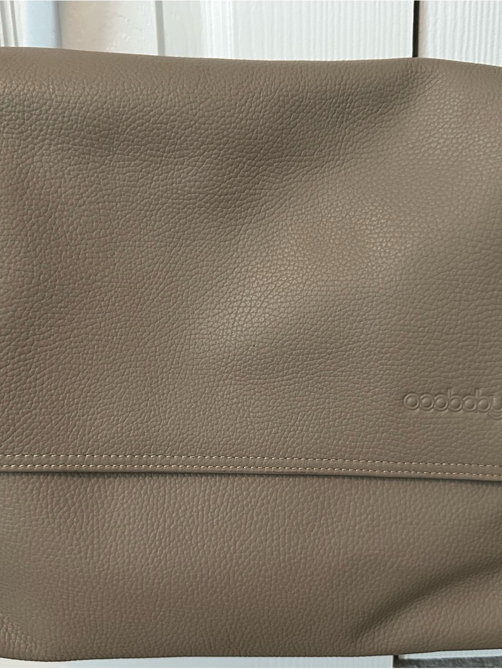 Ooobaby Parisienne Taupe Urban tote bag; Italian leather, made in Italy.